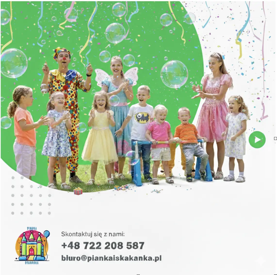 Animatorka prowadząca zabawy z grupą dzieci na wakacyjnym pikniku